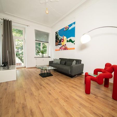 White 60 Qm Apartment - Zentral - Balkon - Messe Düsseldorf Kültér fotó